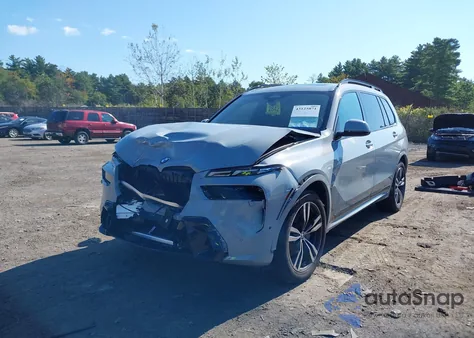 2023 BMW X7 xDrive40I из США, поврежденный, VIN 5UX23EM09P9P75828